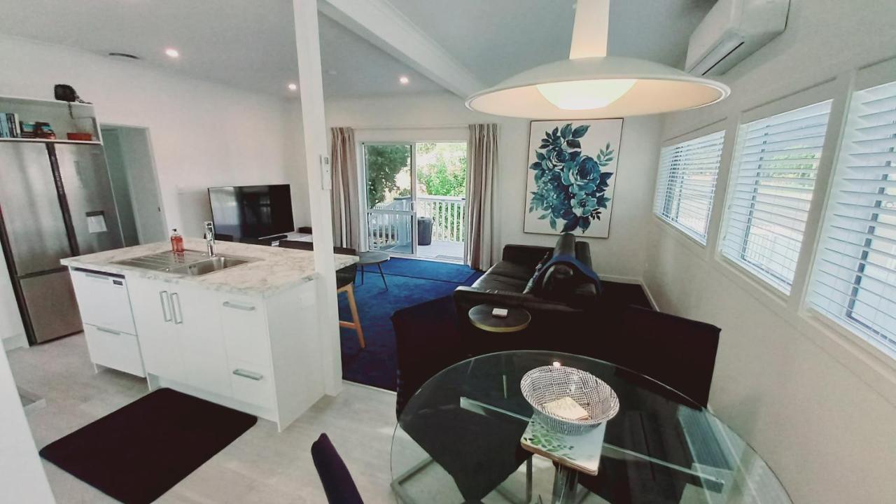 Coromandel Town Harbourside Cottage Luxury Accommodation Екстер'єр фото