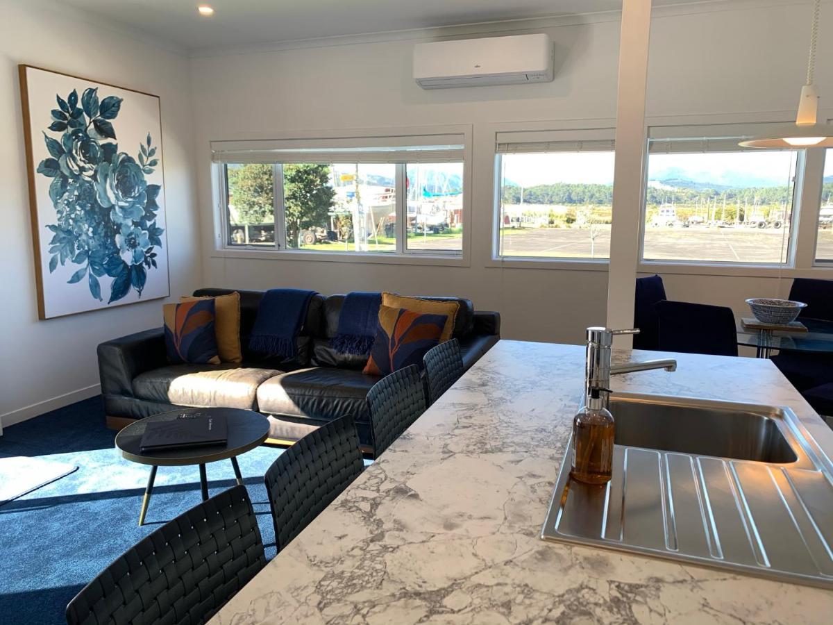 Coromandel Town Harbourside Cottage Luxury Accommodation Екстер'єр фото