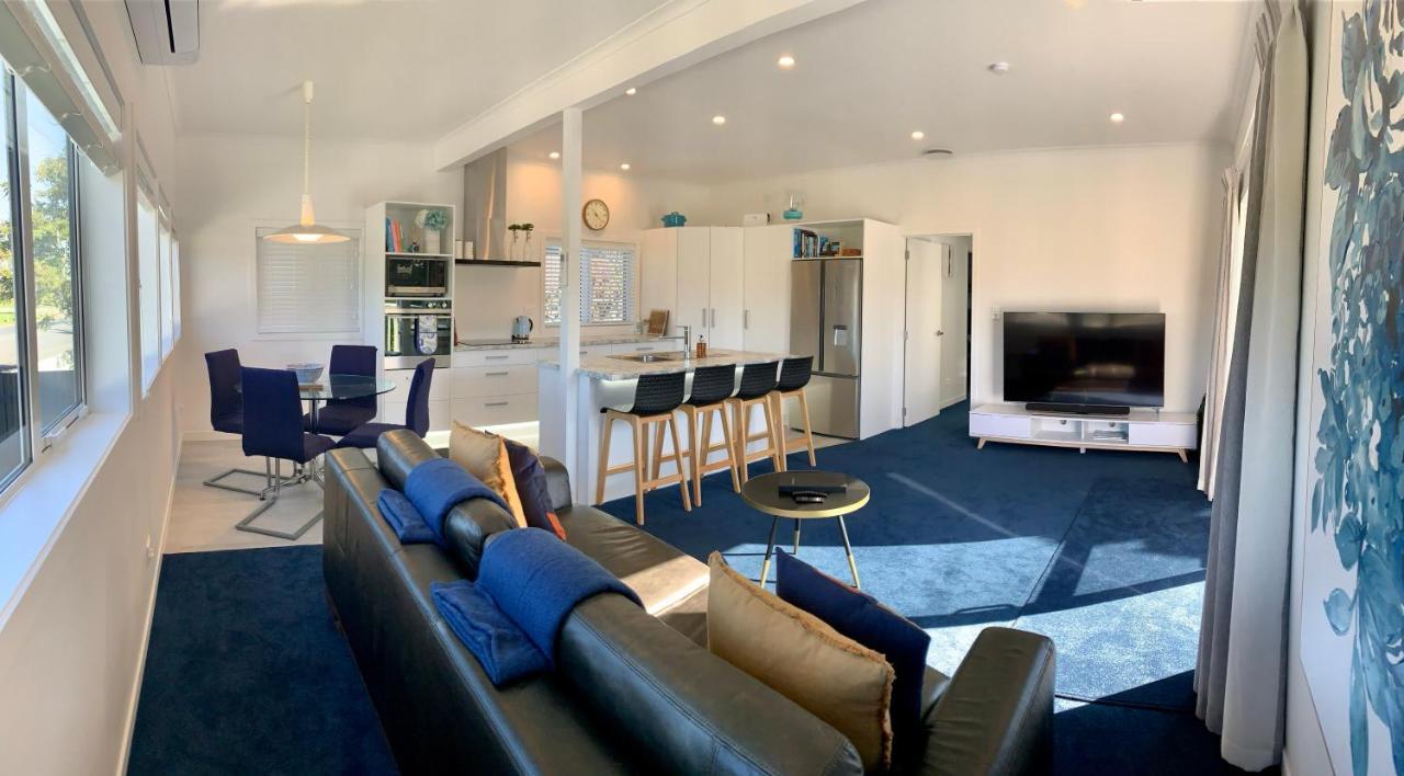Coromandel Town Harbourside Cottage Luxury Accommodation Екстер'єр фото